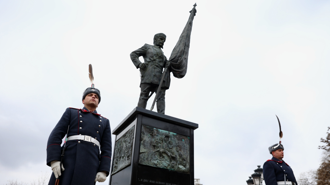 Памятник болгарскому ополченцу в Софии