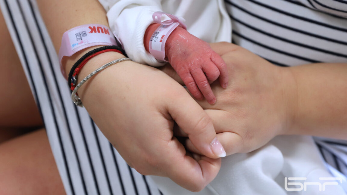 Над 200 семейства в община Плевен са получили еднократна помощ при раждане