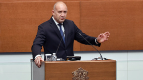 Η κυβέρνηση δεν θα ακυρώσει τη συμφωνία με την Ουκρανία