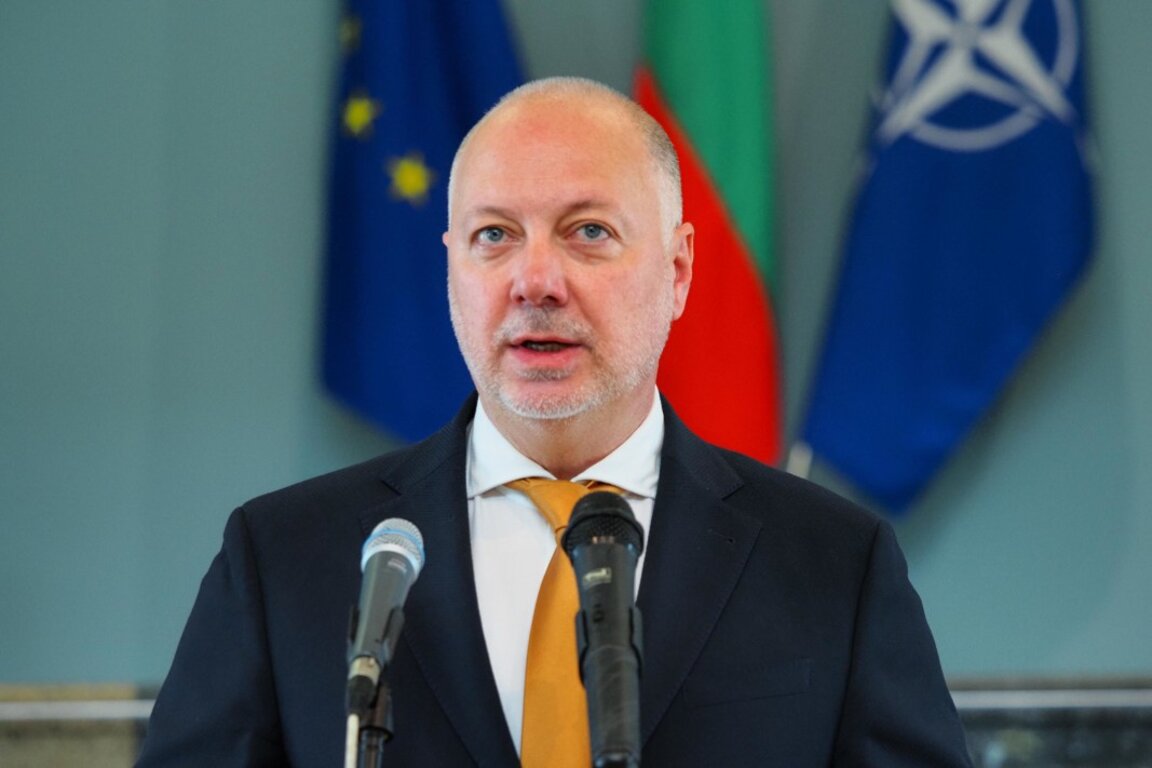 El primer ministro Zhelyazkov espera con optimismo el informe de convergencia sobre el euro