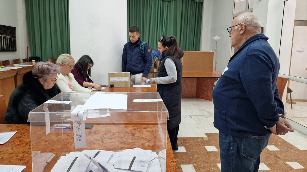 Voting at the Bulgarian Embassy in Skopje