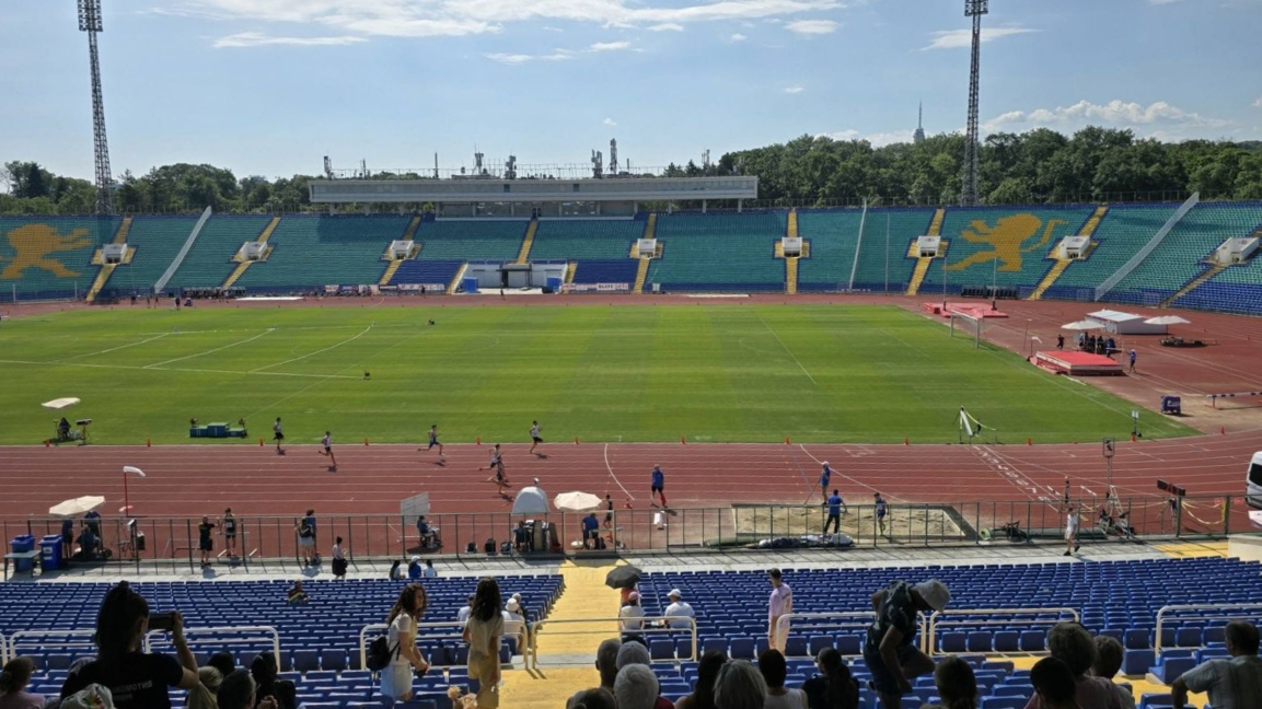 Медали за врачански атлети от шампионат...