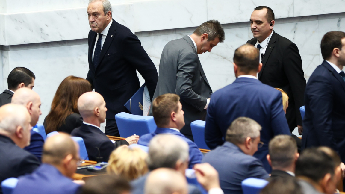 Parliamentary parties call for national security council over Middle East crisis