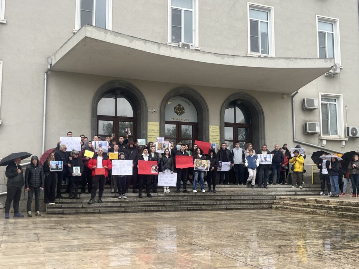 Протест срещу войната по пътищата и в Стара Загора