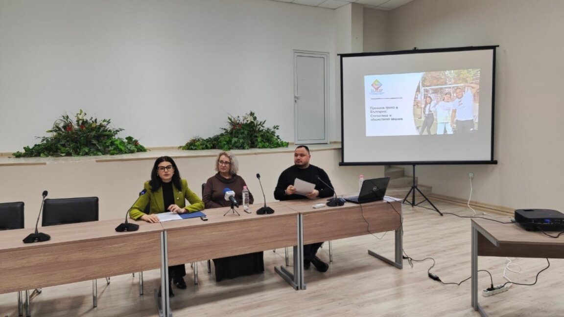 Национална асоциация за приемна грижа: За приемните родители няма социална сигурност