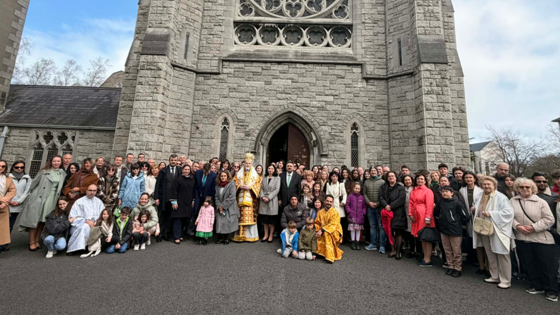 "Comme si l’on était en Bulgarie !" : liturgie pascale en bulgare à Dublin