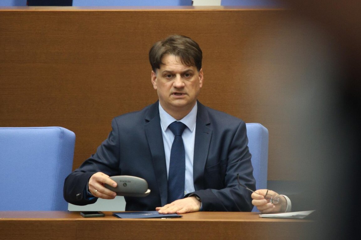 Министърът на културата Мариан Бачев.