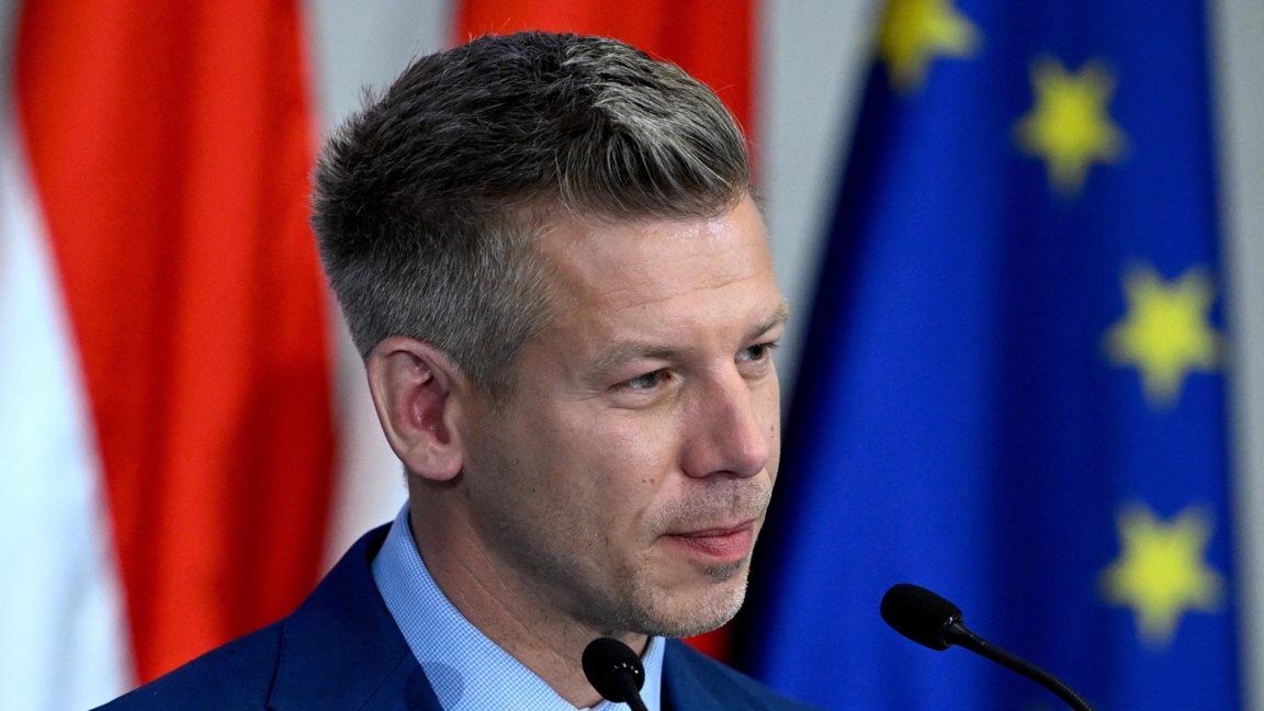 Петер Мадяр