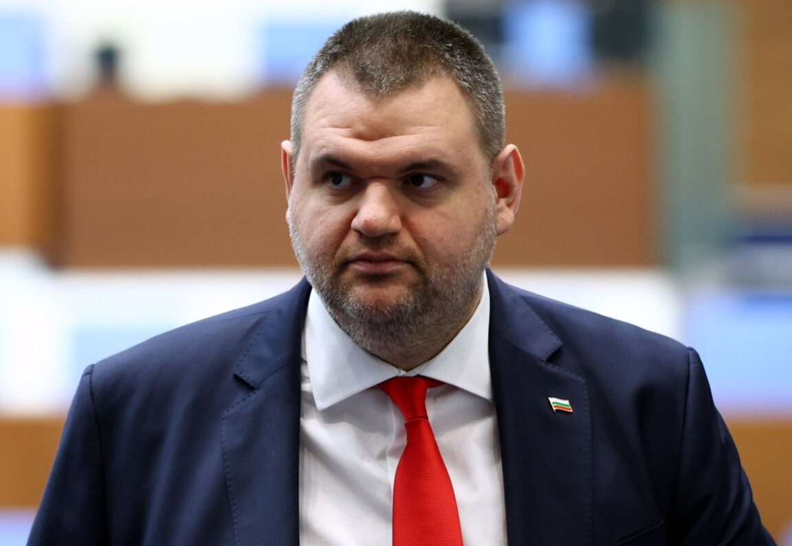 Peevski: Ülkeyi istikrara kavuşturacak olağan bir hükümet olmalı