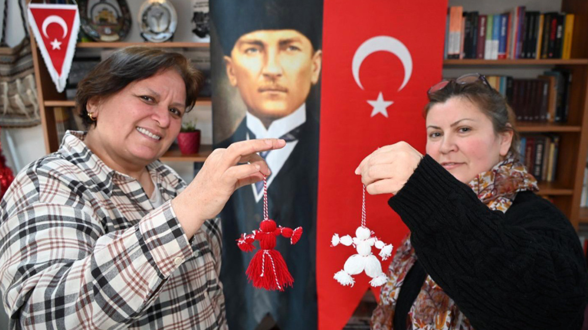 В Ялова посрещат Баба Марта със 17 000 ръчно изработени мартеници