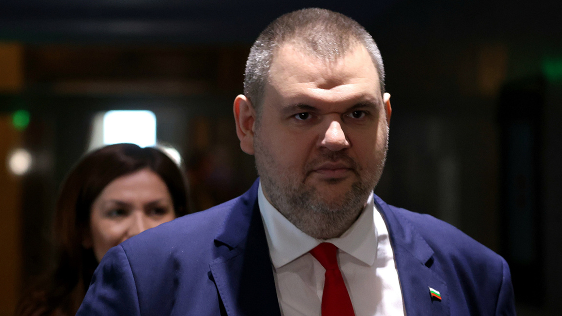 Delyan Peevski calls for the resignation of Vasil Terziev over the waste crisis