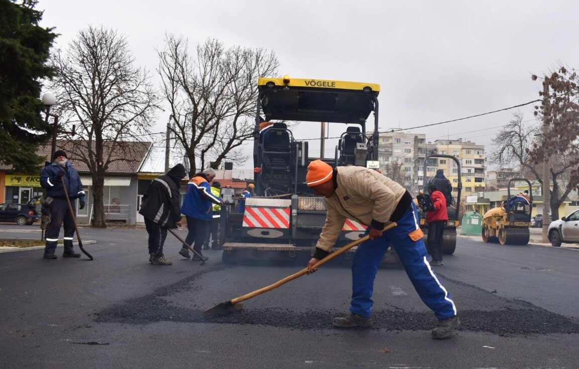 Ремонтираха паркинг в Разград