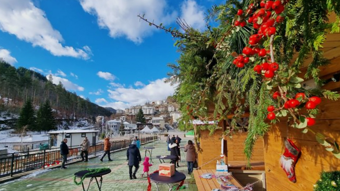 A Rhodope winter fairytale in Banite – films, bazaar, and Rhodope kachamak