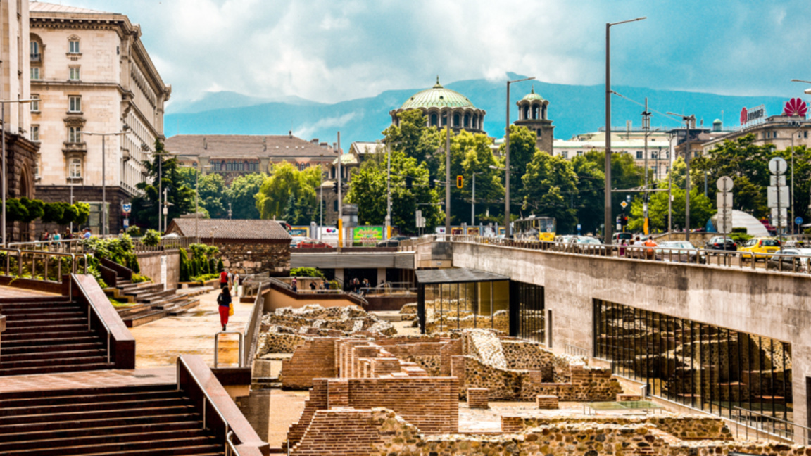 Qyteti është një qenie e gjallë që tregon histori, mjafton të dimë t'i dëgjojmë 