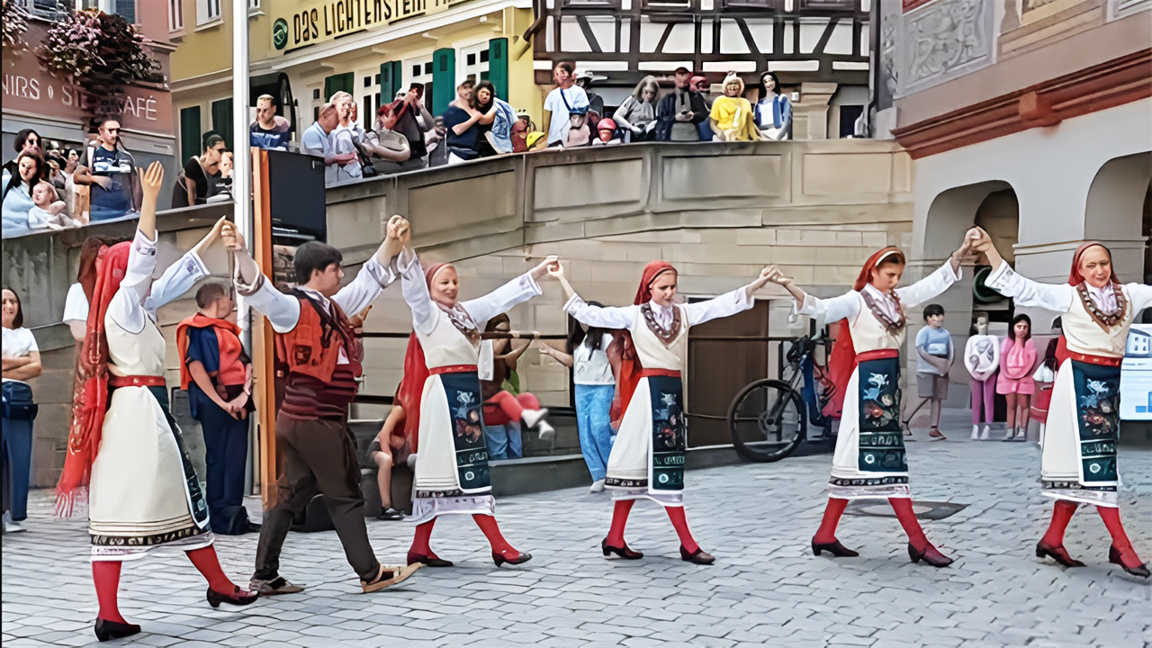 Bulgarische Folklore begeistert beim Fest der kulturellen Vielfalt in Tübingen