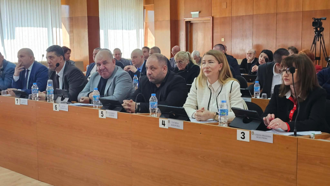Спират наемането за косене в селата