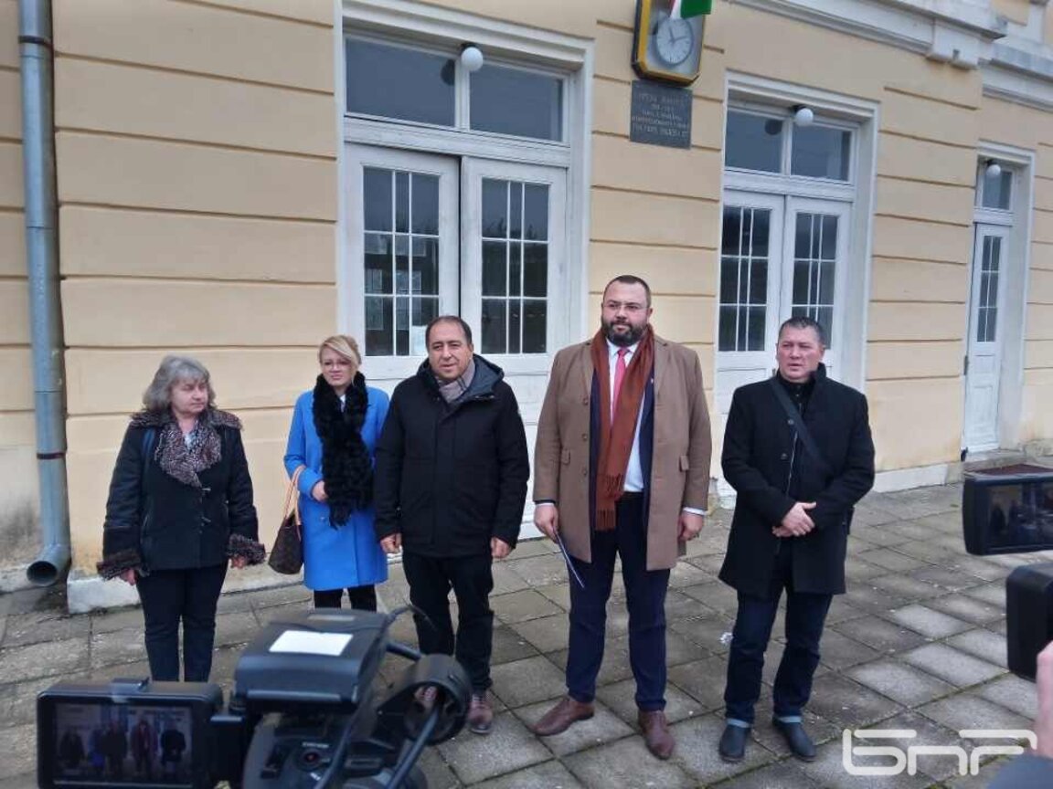 Председатели на Общински съвети настояха за ускорено строителство на Коридор 8