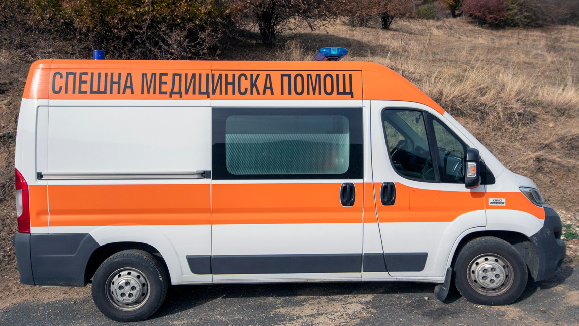 Петима леко пострадаха при три катастрофи в Кърджалийско