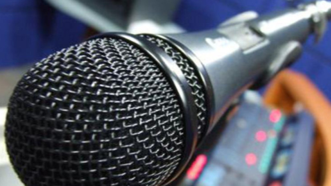 Ден до пладне на 14-ти февруари