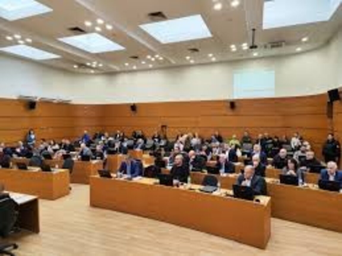 Продават на търг четири апетитни имота в район "Западен"