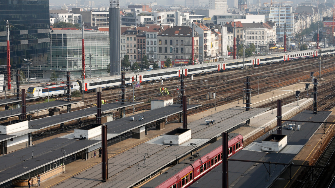 Жп гарата Брюксел/Миди