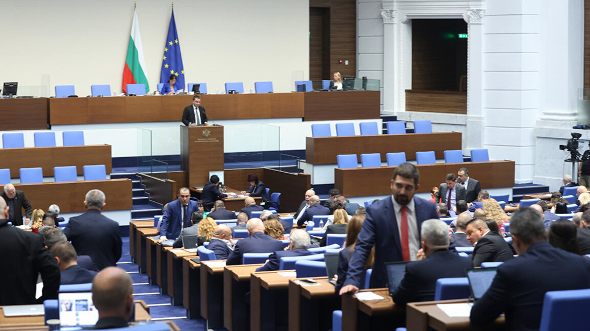 Депутатите отхвърлиха облекчаване на условията за референдуми
