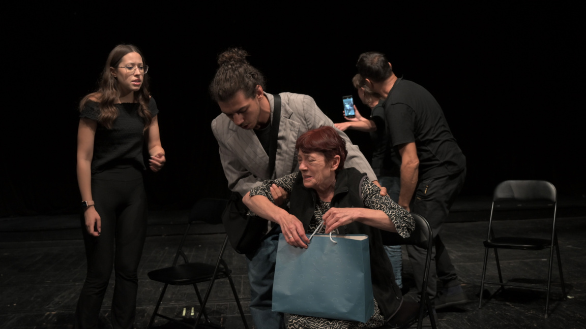 "Краят не е предизвестен!" в Габровския театър