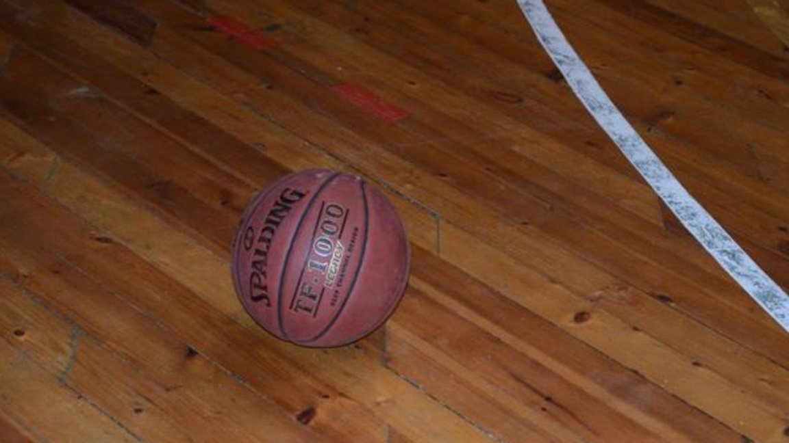 Баскетболна топка