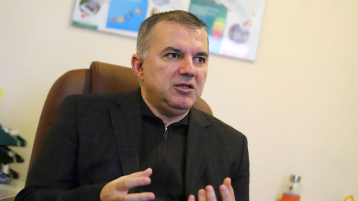 Богомил Николов