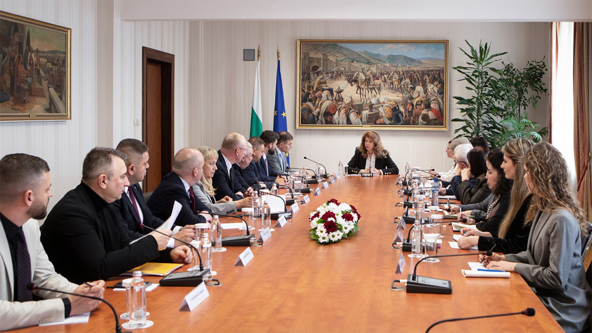 Iotova: Susținere activă pentru poziția Bulgariei privind Macedonia de Nord