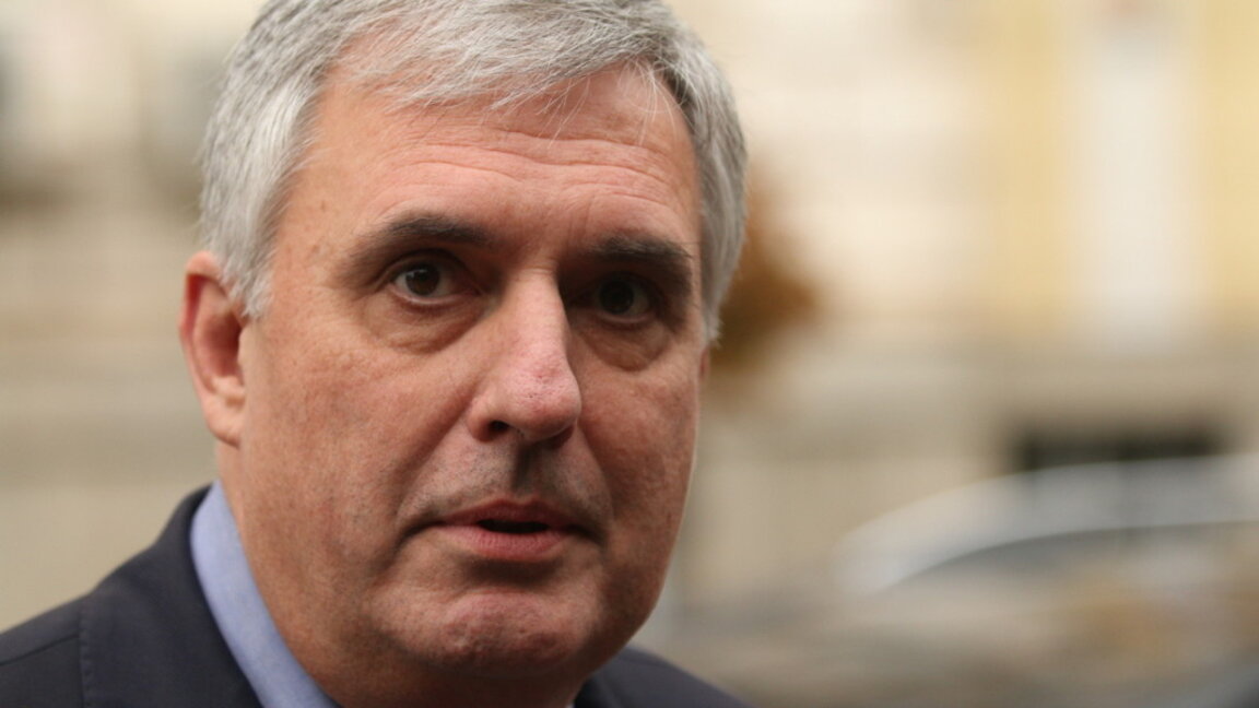 Ивайло Калфин