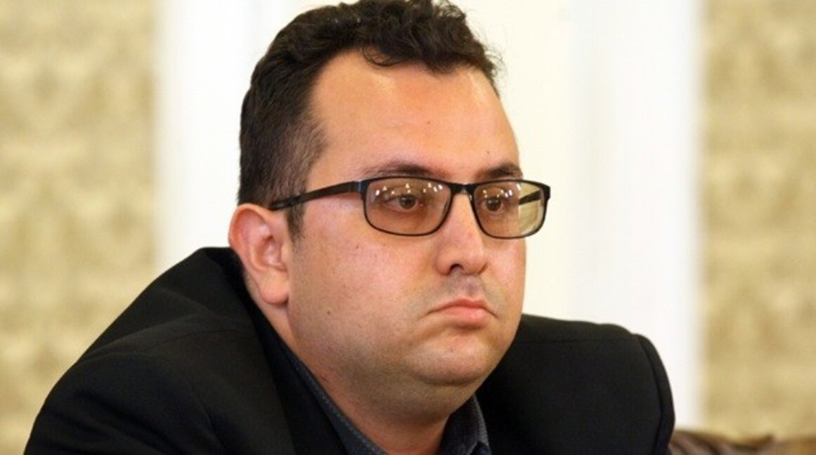 адв. Христиан Митев