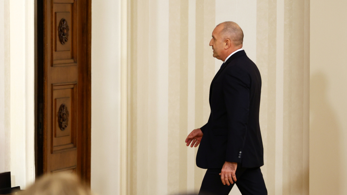 Global media outlets and news agencies comment on Rumen Radev’s resignation