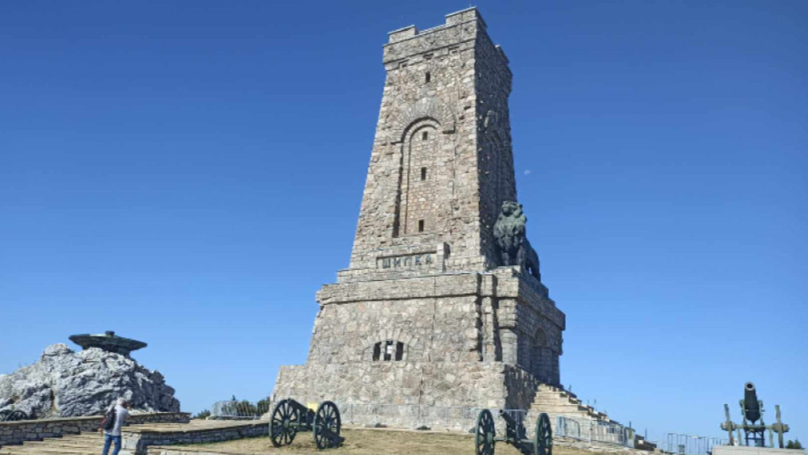 Паметникът на свободата ще бъде с удължено работно време на 3 март