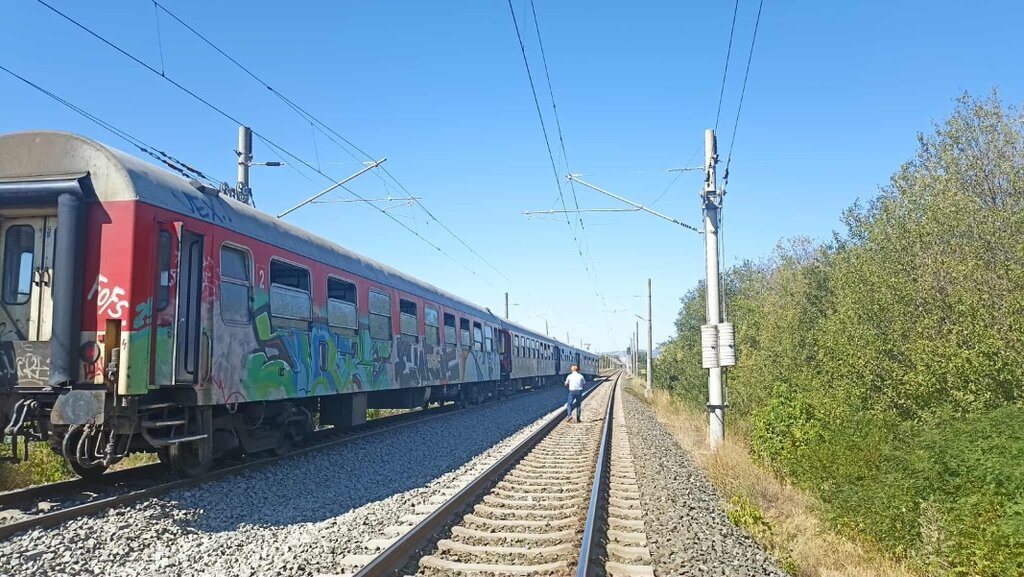 Влак дерайлира край старозагорското село Калитиново