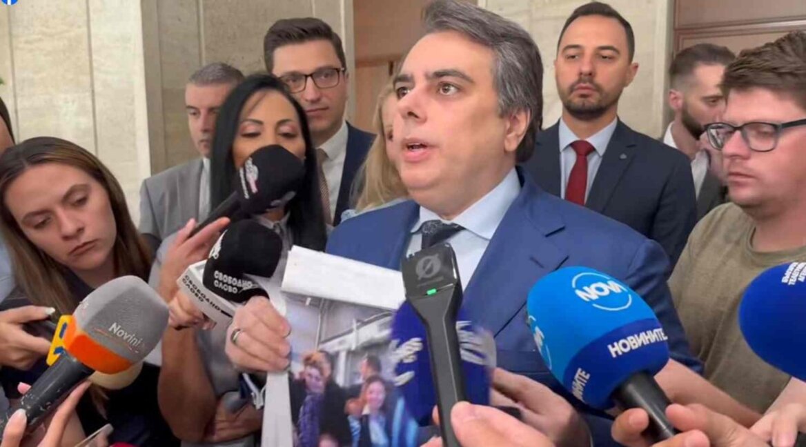 Асен Василев: Арестът на кмета на Варна е политическа репресия, организирана в полза на ГЕРБ