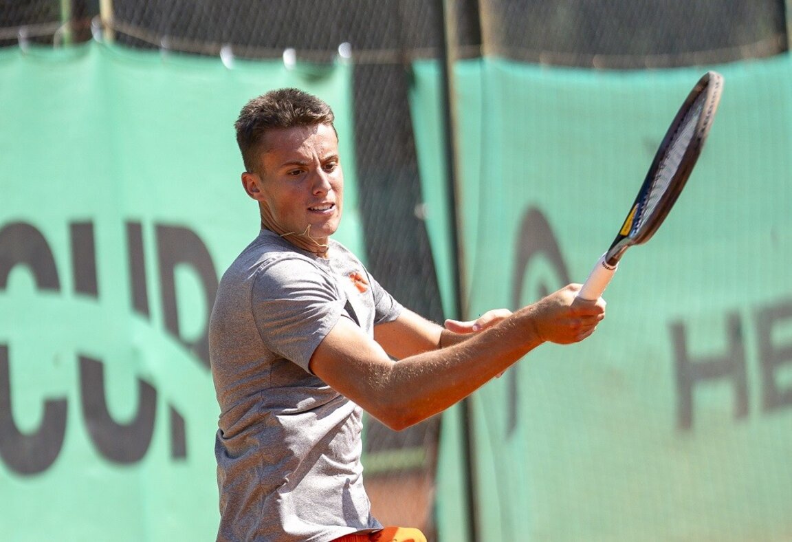 Виктор Марков