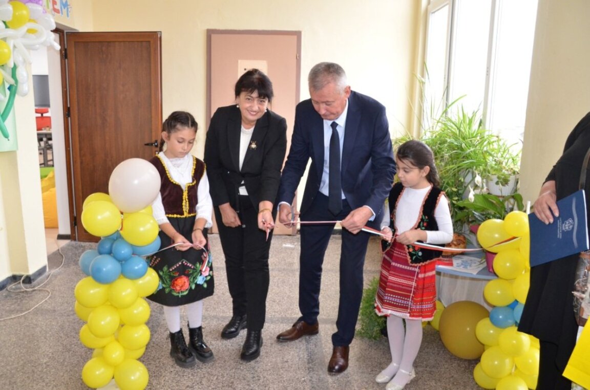 Модерен кабинет по роботика откриха във видинско училище