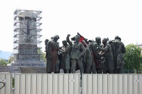Протест в София с искане за възстановяване на паметника на Съветската армия