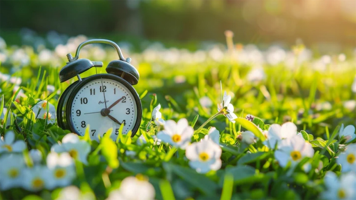 Κοιμόμαστε μία ώρα λιγότερο – έρχεται η θερινή ώρα
