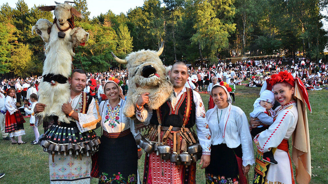 Zheravna Folk Costume Festival takes participants back in time