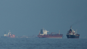 Иран се е споразумял с Оман за маршрут за корабоплаване през Ормуз
