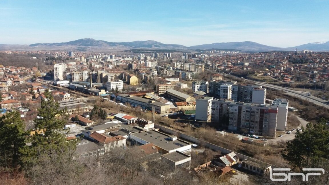„Не си сам“ стартира нова благотворителна кампания в Перник
