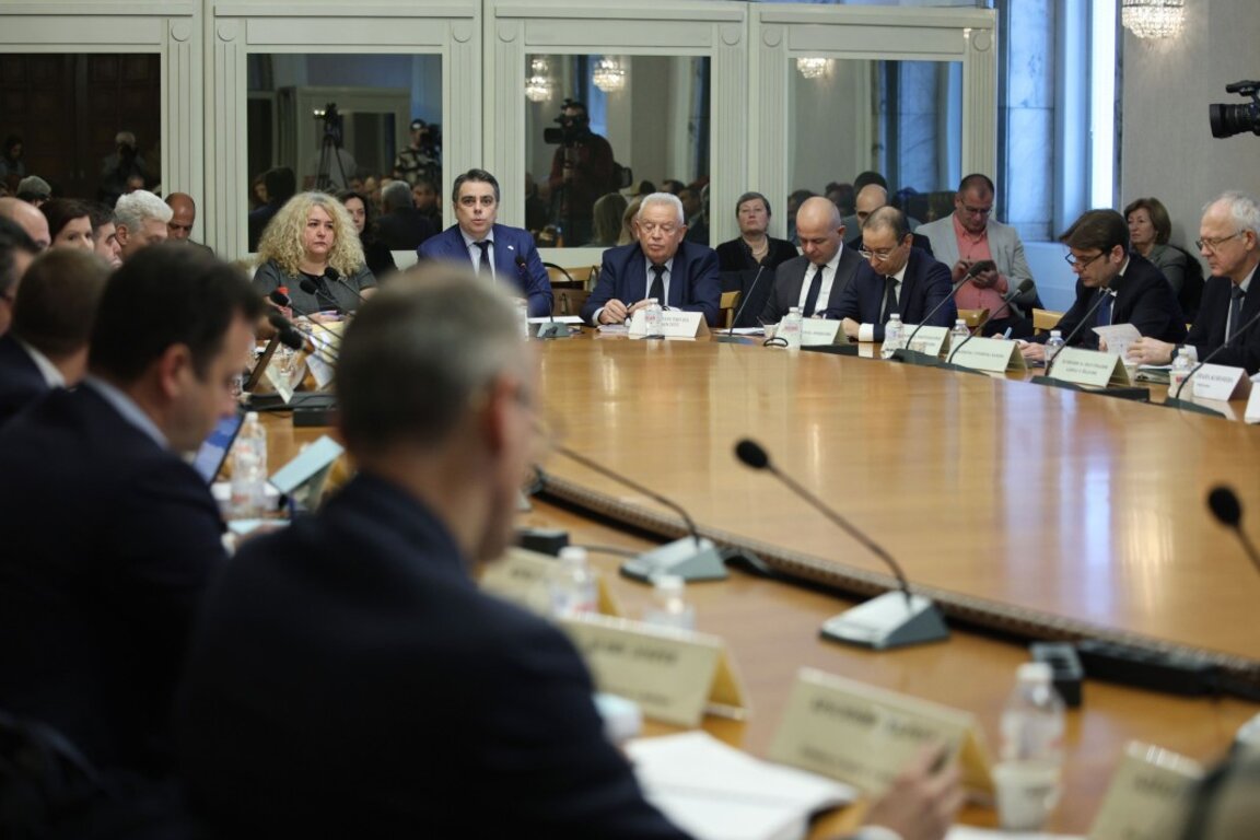 Η επιτροπή προϋπολογισμού ενέκρινε τον κρατικό προϋπολογισμό για πρώτη ανάγνωση