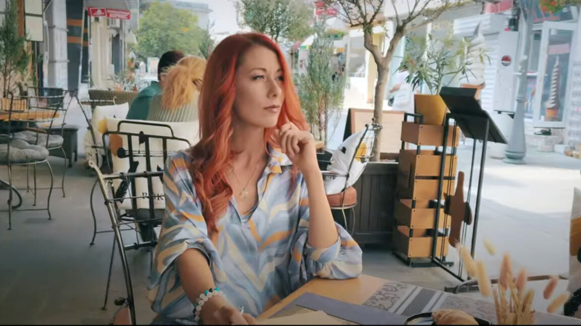 „Никад више” – меланхолична песма једне сунчане девојке