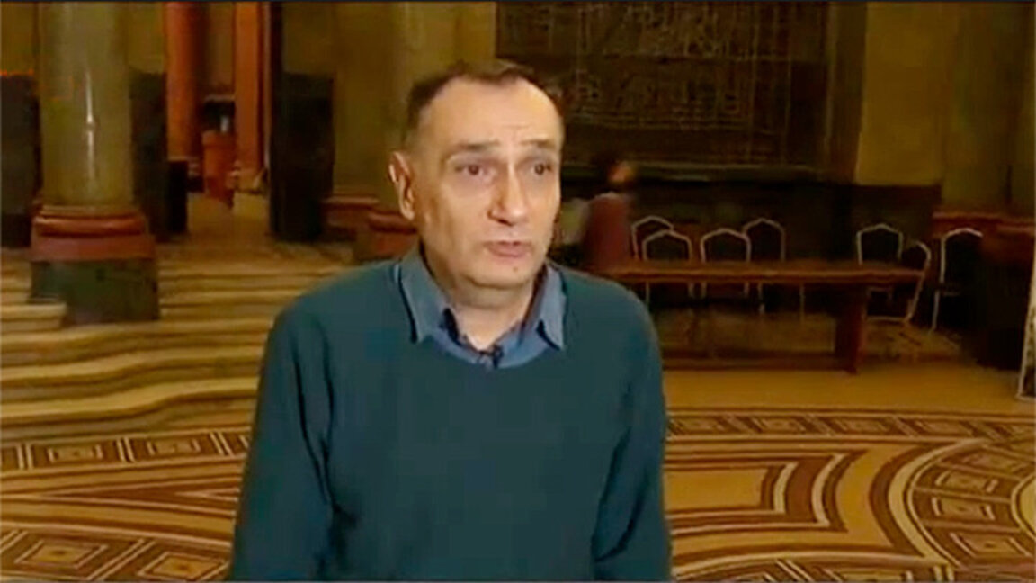 "Ние, българите" и "те, политиците" – Петър Горанов, философ