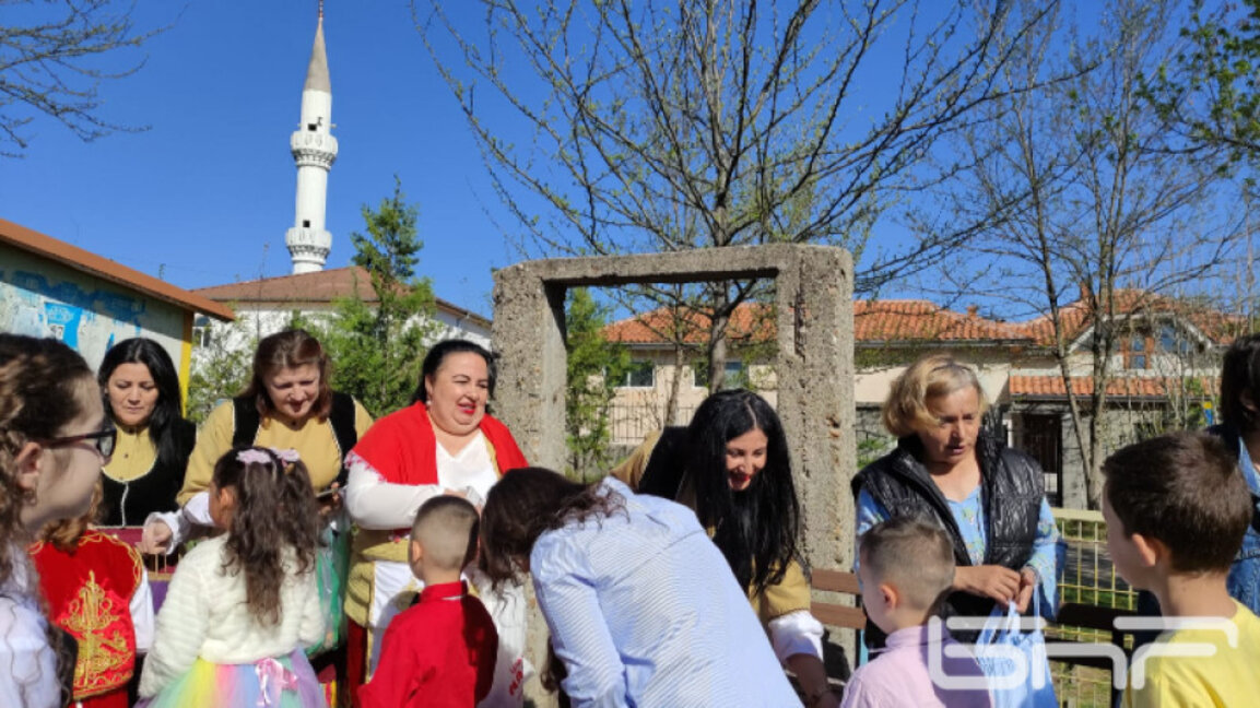 Kırcali’nin Gluhar köyünde eski bayram geleneği canlandırıldı