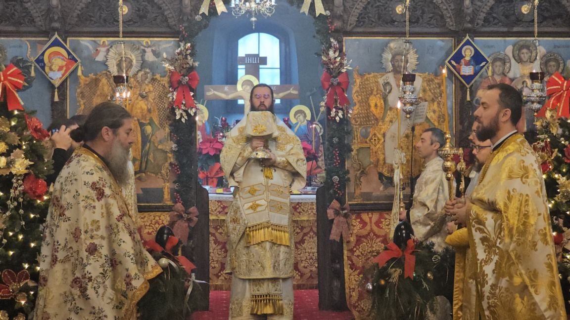 Сливен посрещна Рождество Христово с тържествена Света Литургия