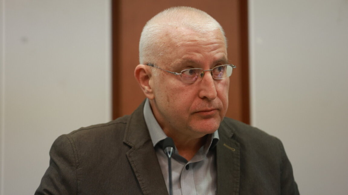 проф. Светослав Малинов