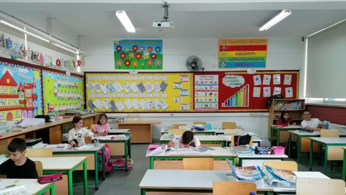 702 mii de copii din Bulgaria se pregătesc pentru prima zi de școală